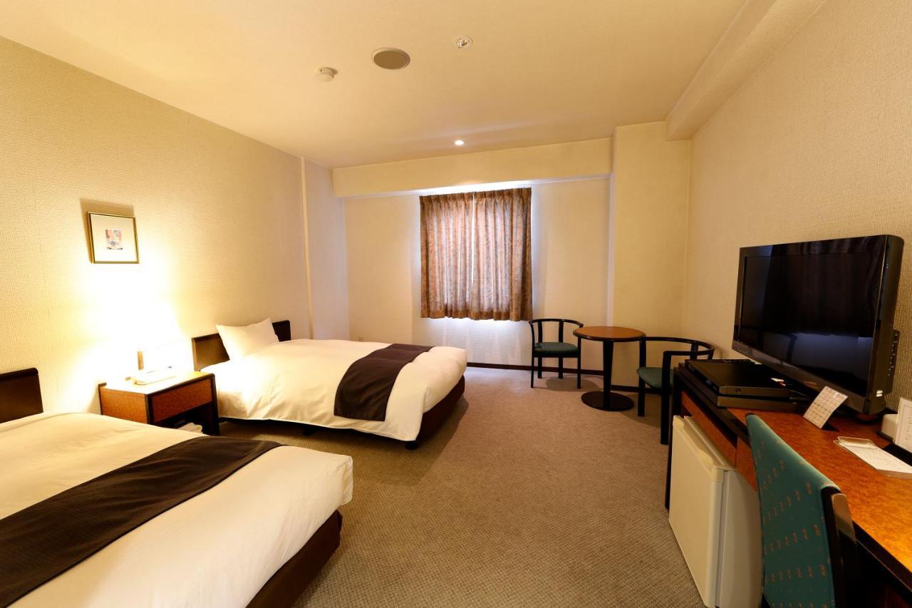 Hakuba Springs Hotel Экстерьер фото