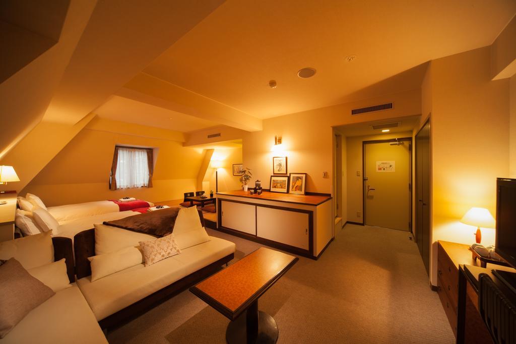 Hakuba Springs Hotel Экстерьер фото